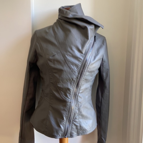 Blank NYC Moto Jacket - Picture 4 of 13